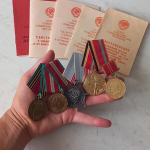★ＣＣＣＰ★ソビエト連邦＊ソビエト空軍9ロプシャ航空連隊在郷軍人バッジ（実物） ☆CCCP☆ソビエト連邦＊ソビエト空軍9ロプシャ航空連隊在郷