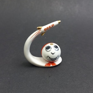 Sovjetisk vintage porslinsfigur "Månen och satelliten", Sovjetunionens rymdprogram, retro heminredning, rymdgåva Sovjetunionen