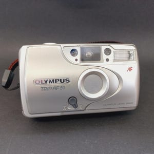 新品未使用　オリンパス TRIP AF 50 Quartz Date Olympus Trip AF 50 QD 35mm Point & Shoot Film Camera Quartz Date