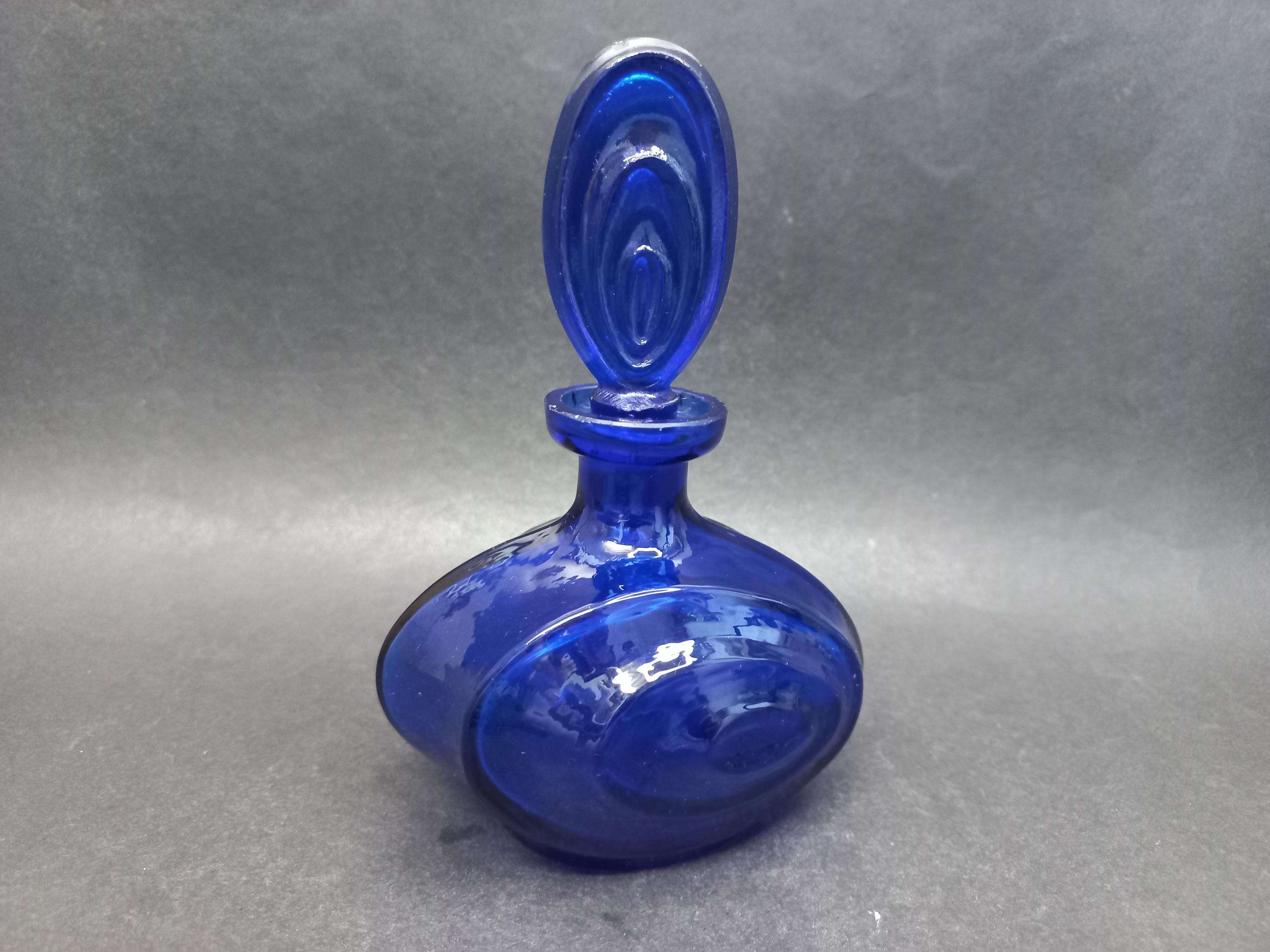Soviet Vintage Perfume Bottle, Soviet Perfume Container, USSR Perfume Bottle
