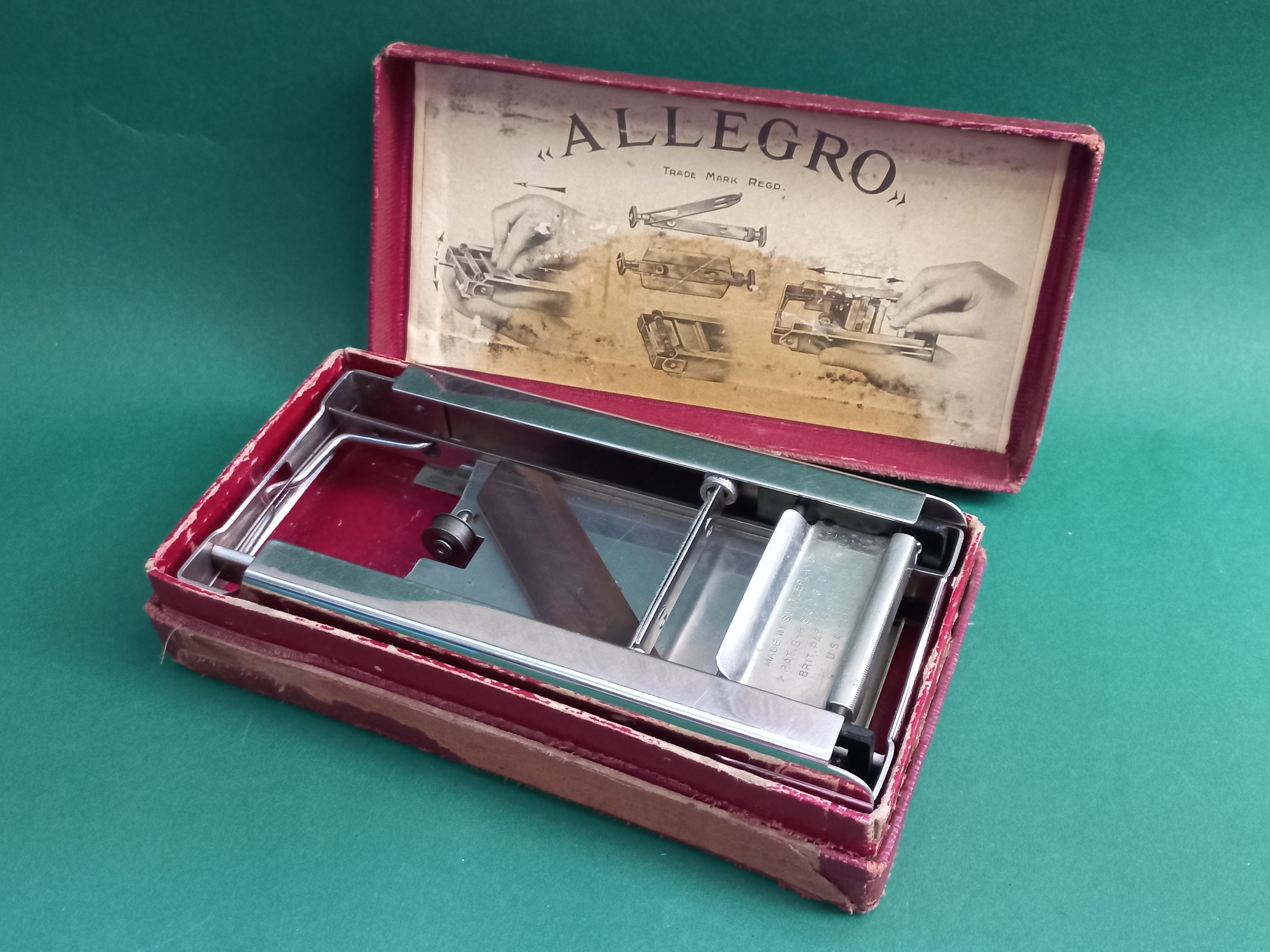 Razor Blade Sharpener With Original Box Produced in Germany 1930