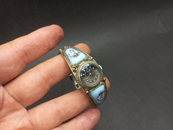 Soviet Vintage Wrist Watch Zaria, Porcelain Glaze… - image 7