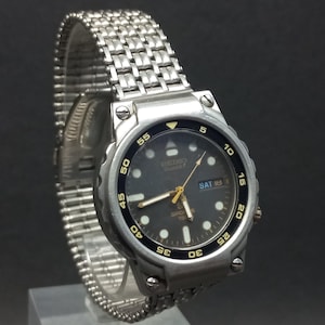 Vintage Wrist Watch Seiko Sports 150,Seiko 5H23-6370 Japan Quartz Watch,Rare Japanese Watch