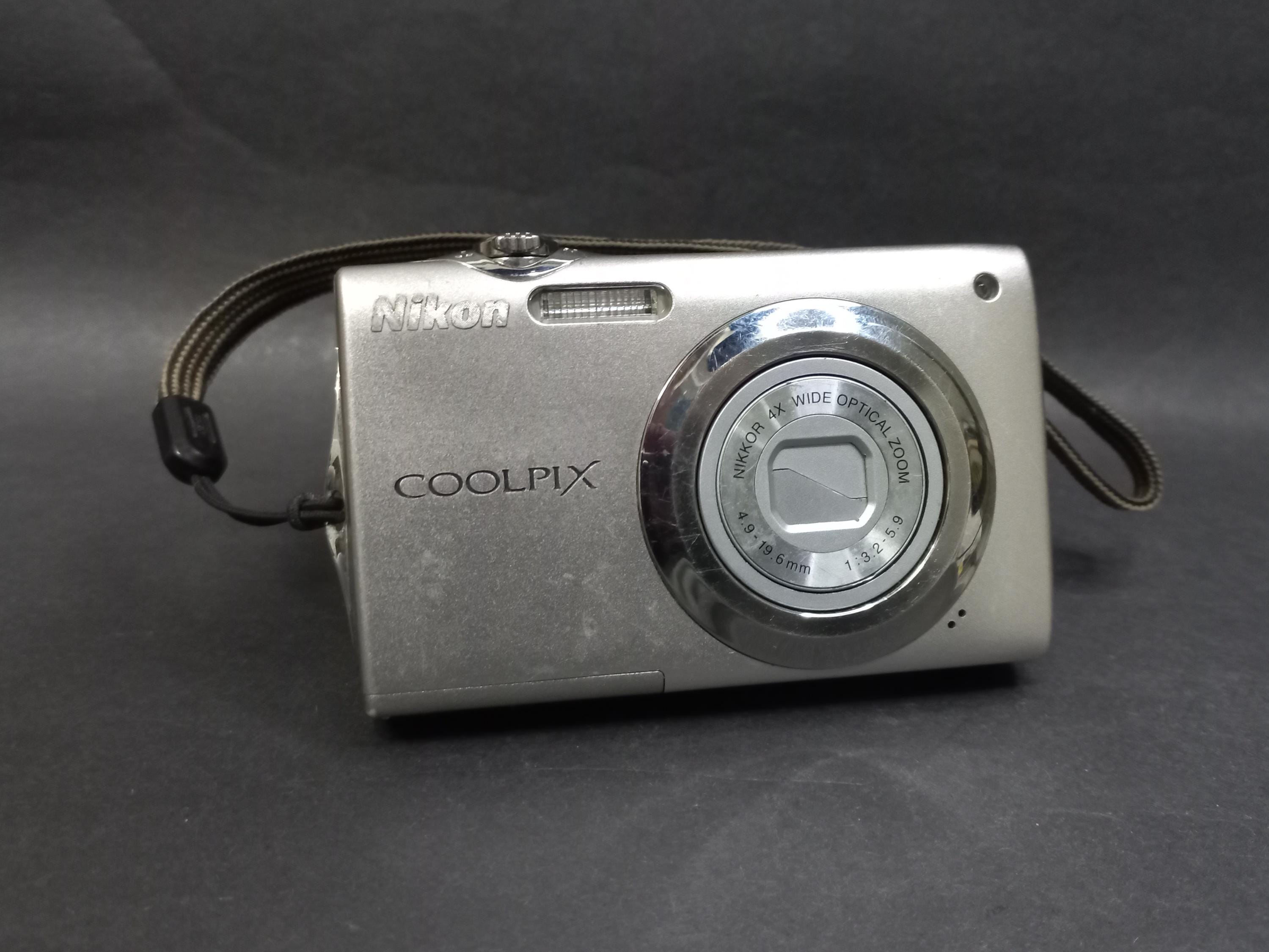Nikon Coolpix S220 - Etsy