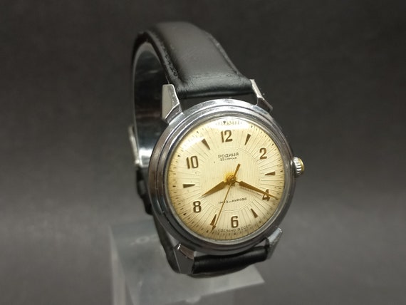 Soviet Vintage Wrist Watch Kirovskie "Rodina" (Ho… - image 1