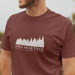 John MuirTrail Elevation Map T-shirt unisexe, montagnes de la Sierra Nevada, cadeaux de voyage en Californie, vêtements d'aventure aux États-Unis, désert américain