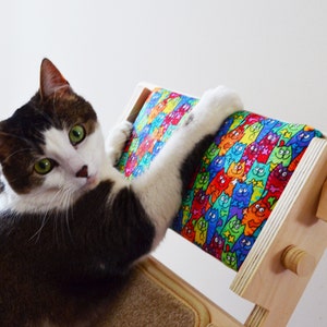 ScratchLadder® Ultimate Cat Scratcher: Cushion, Beige Carpet, Sisal Carpet image 3