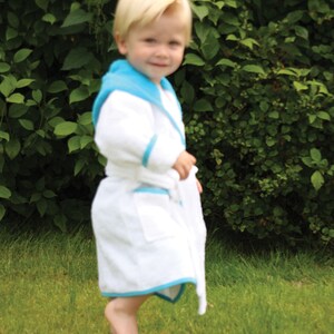 Peignoir bébé brodé hotsell