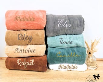 Personalized baby blanket embroidered with first name – Soft birth blanket – Baby girl or boy gift – Baby shower gift idea