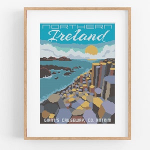 Patrón de punto de cruz vintage de Irlanda del Norte - Patrón de punto de cruz irlandés de estilo vintage en PDF, descarga instantánea. Viaje a la Calzada del Gigante.
