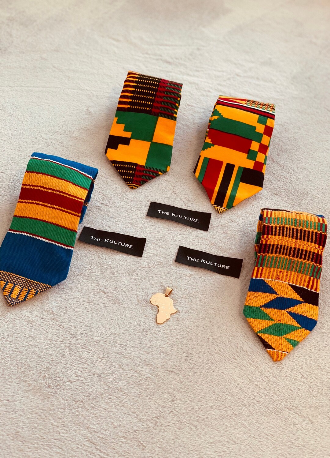 cantabil tie set