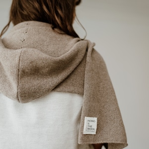 100% Recycled Cashmere Hooded Scarf // Brown
