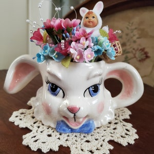 Vintage Bunny Mug: Easter Floral Arrangement with Baby Face Rabbit