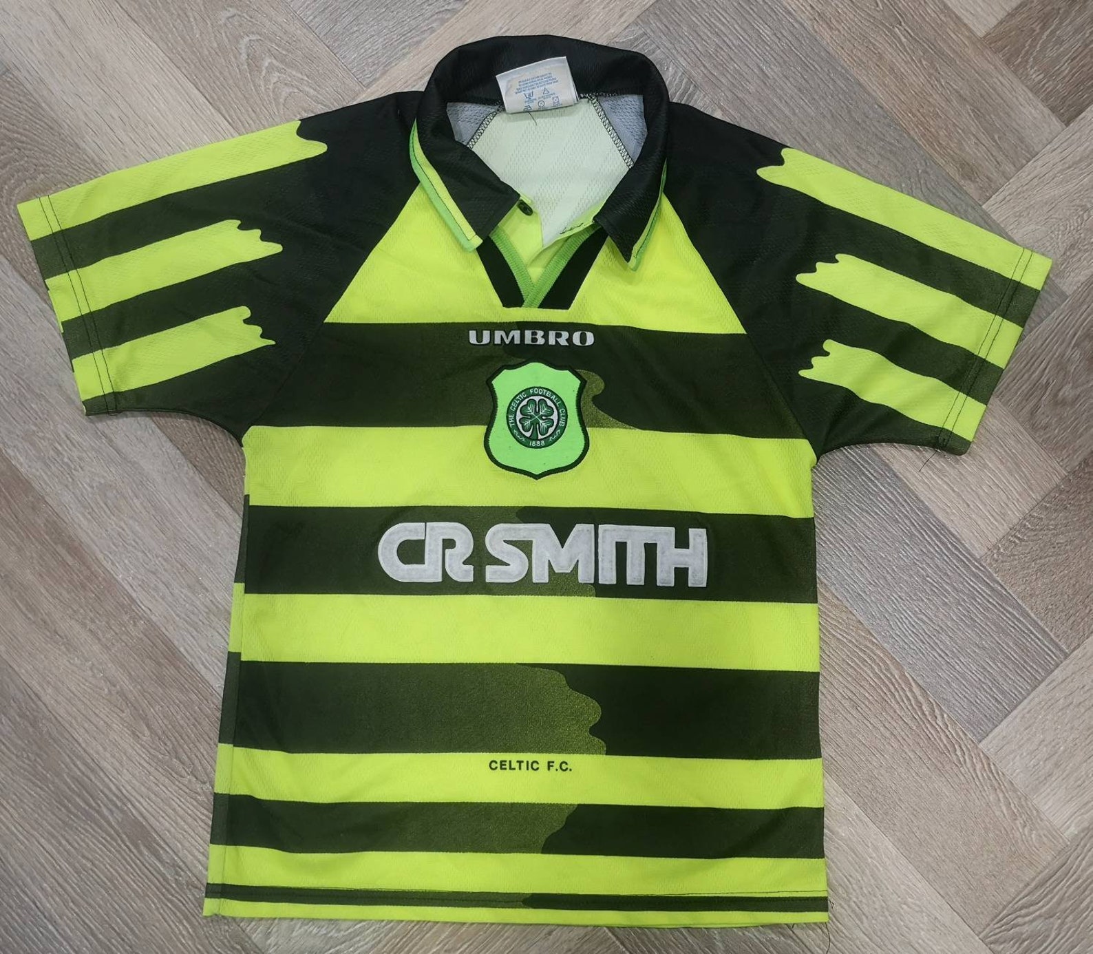celtic away kit 1996