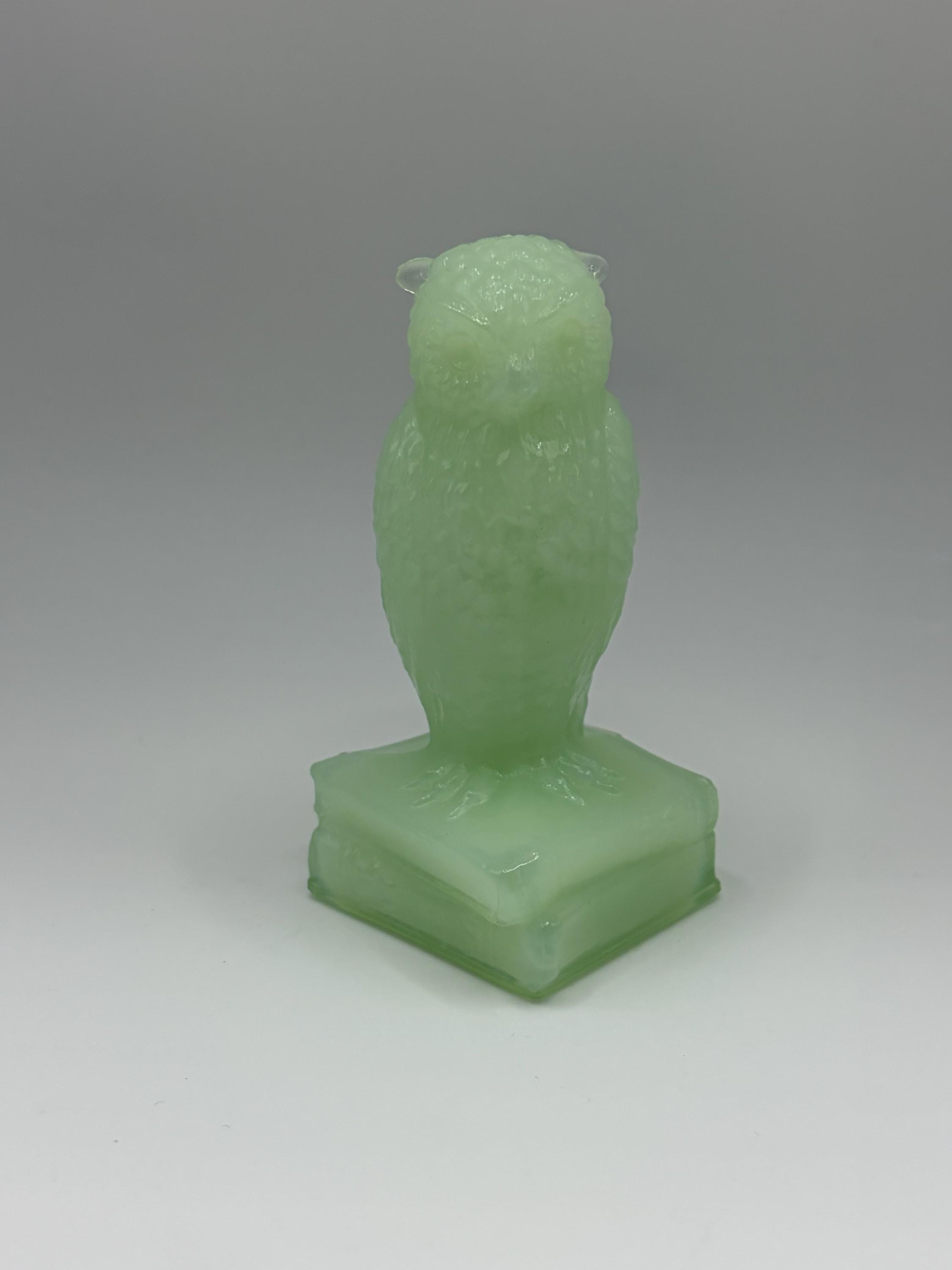 Degenhart Glass Owl in &ldquo;Seafoam&rdquo;
