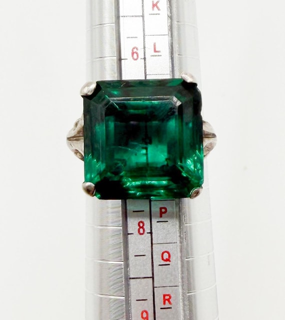 Sterling Silver Green Stone Statement Ring - image 2