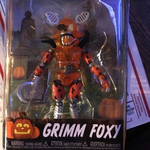 Five Nights at Freddys Grim Foxy Action Figure -  UK
