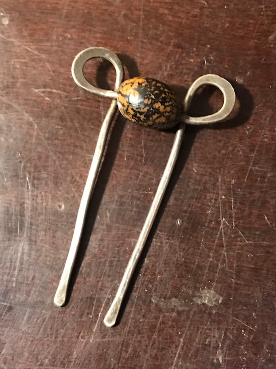 handmade silver hair spike/fork with seed bead