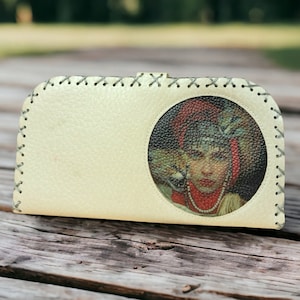 Grand portefeuille femme vegan | modèle de sorcière de portefeuille pour femmes fait à la main | portefeuille vintage Design Bohème | motif de lion sauvage