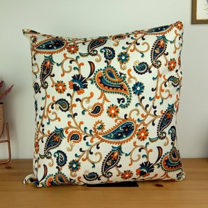 Almohada decorativa | Funda de almohada única | Funda de cojín vegana diseño floral | almohada para abuela agradable para la piel | Patrón floral | Decoración bohemia del hogar