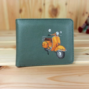 Cartera de hombre fabricada en piel sintética con un divertido diseño retro práctica billetera | Cartera de cuero de diseñador | Regalo patrón de moto para él.