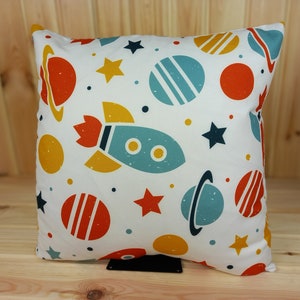 Almohada decorativa | Funda de almohada | cojines de colores | funda de cojín decorativa | decoración del hogar de diseño divertido | almohada de tiro | Niños de patrón espacial
