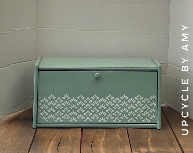 Bread Box. Vintage Bread Box. Green and White Kitchen Storage Etsy