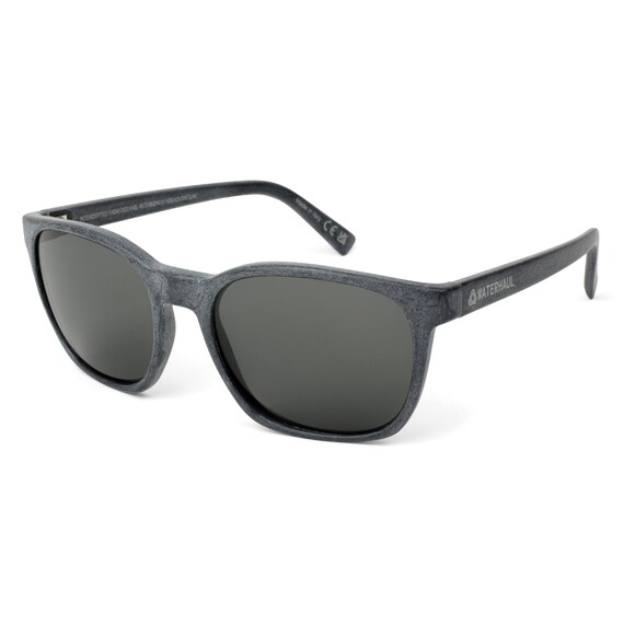 Gafas de sol de plastico reciclado del oceano. Fitzroy de Waterhaul con cristal mineral polarizado Etsy Espana