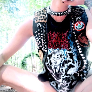 BATTLE VEST (I want to be sedated) 100% leather, quality crust