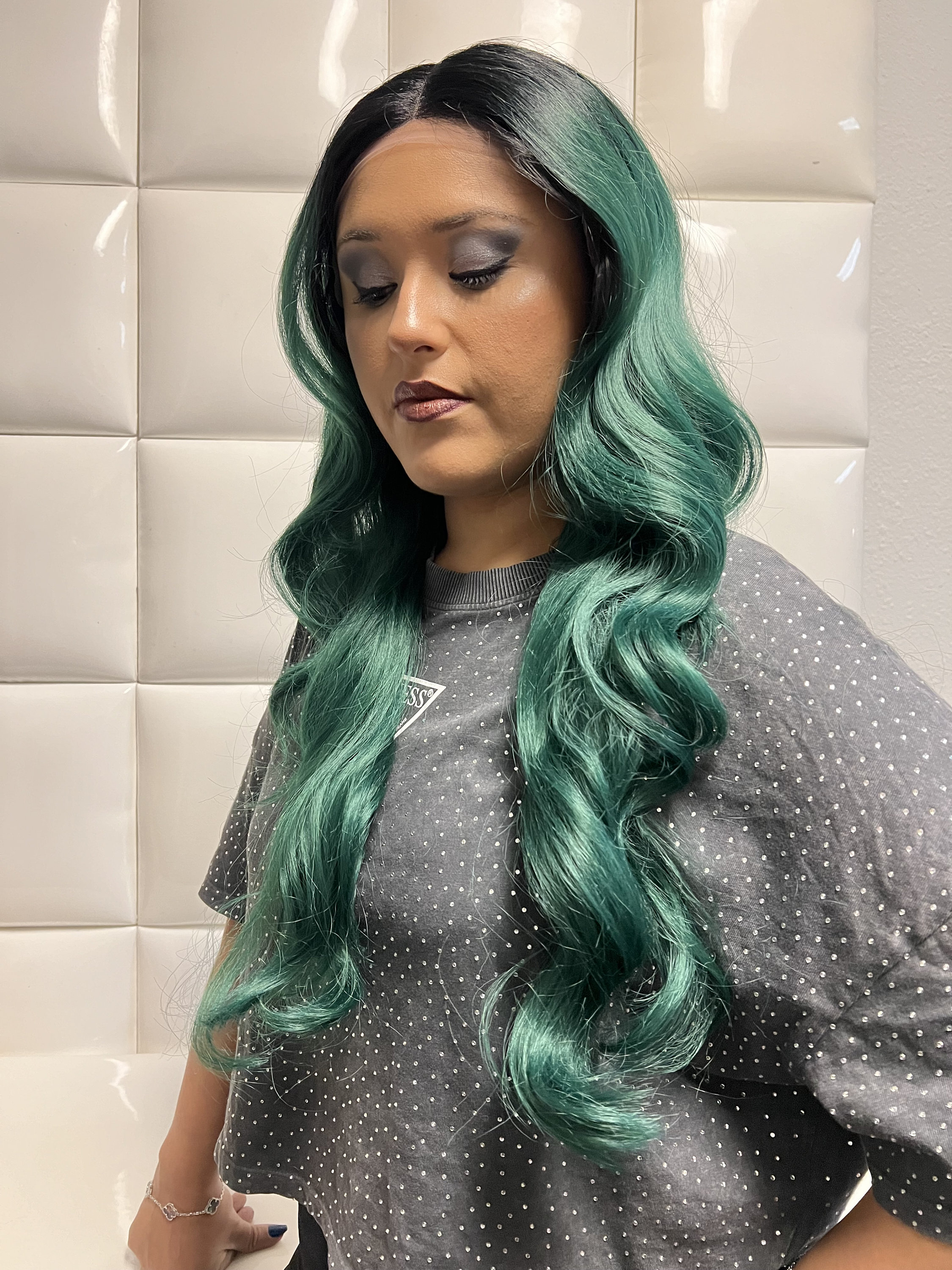 Synthetic Lace Front Wig * Jade Green (dark Roots) * Long  display picture 1