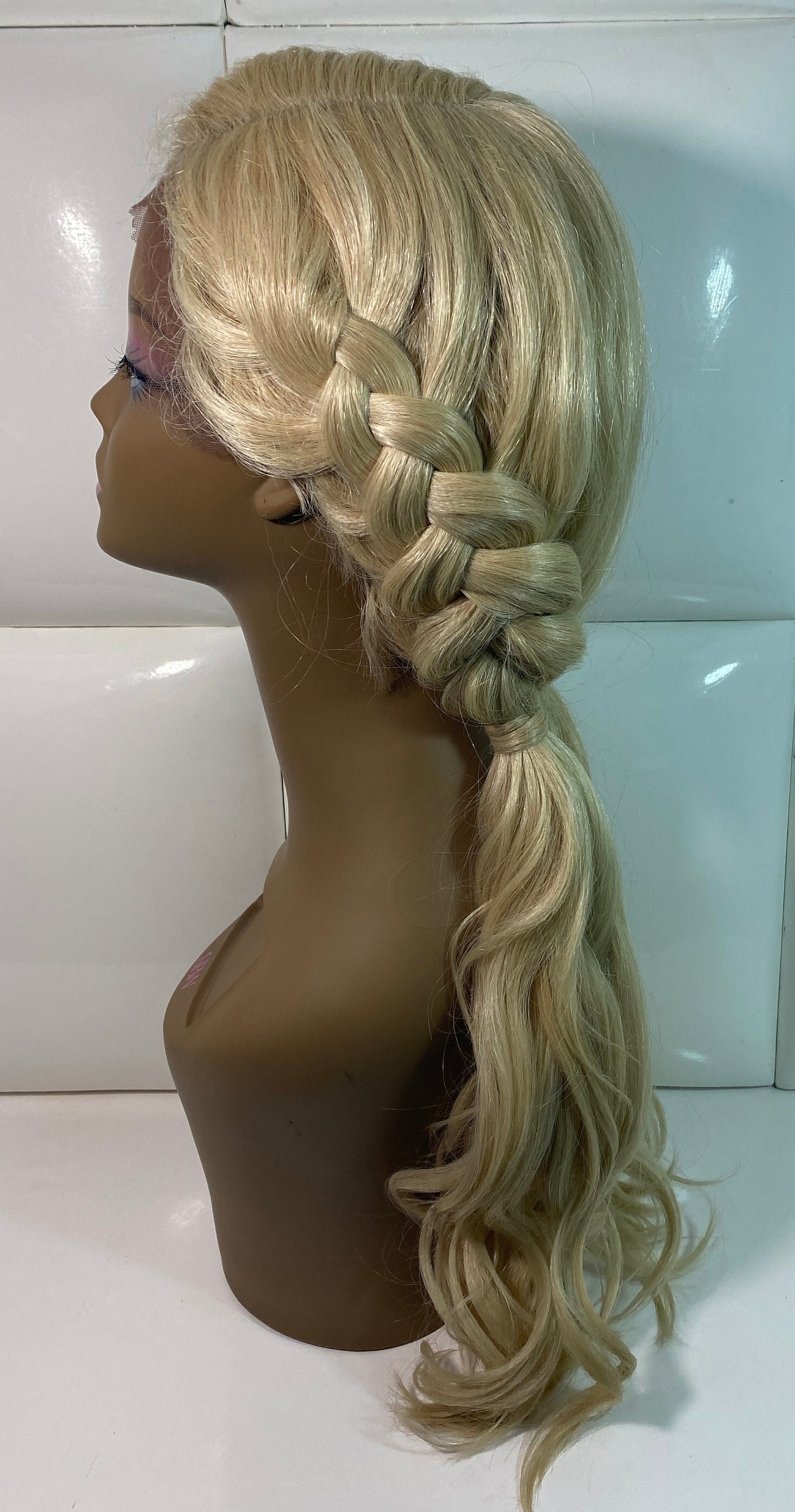 LIGHT BLONDE Swiss Lace Front Wig Long Wavy Braids Loose Waves Deep Center Part Synthetic Natural Yaki Anime Yaky Hair Waves