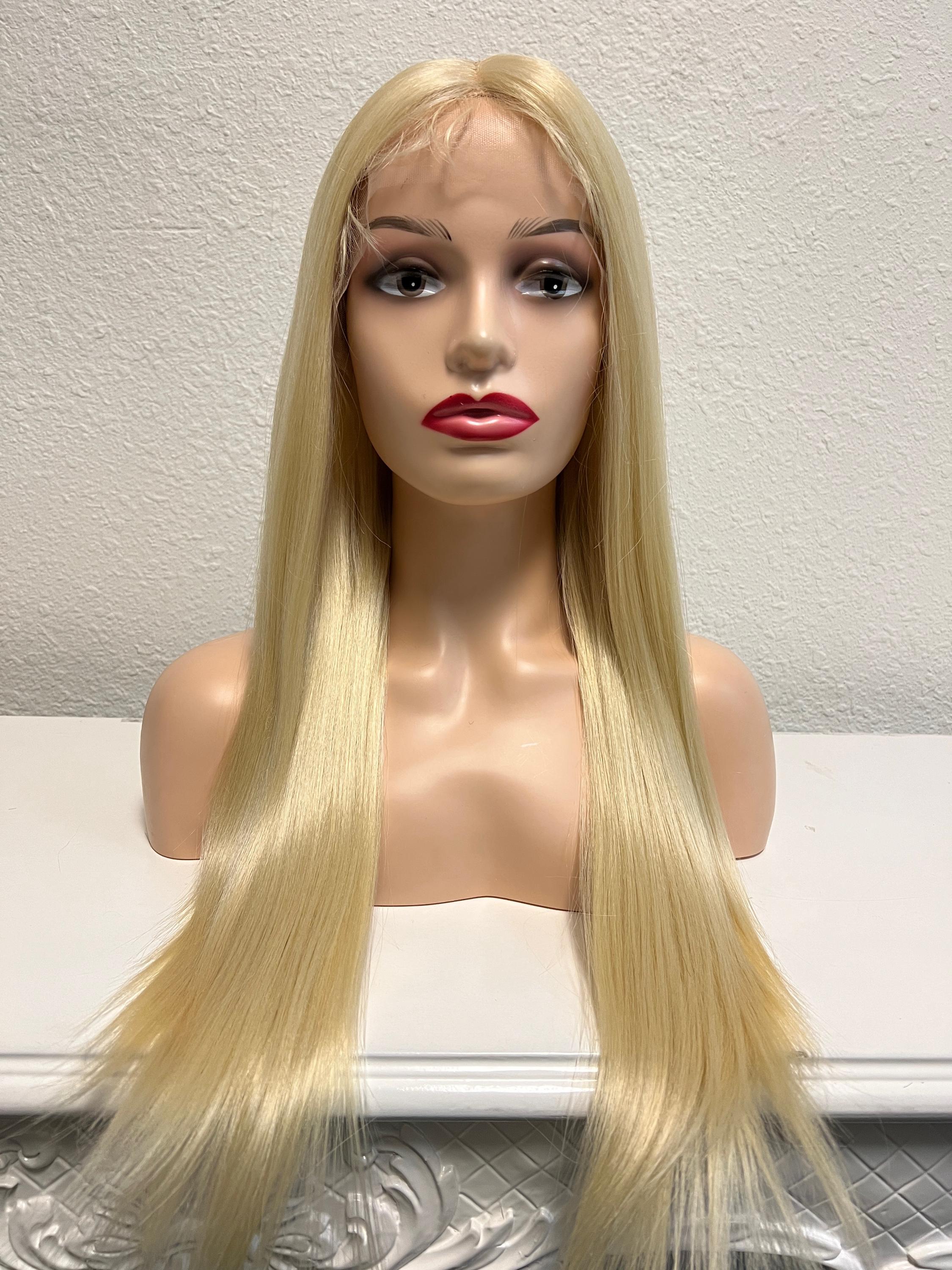 ?28” LIGHT BLONDE STRAIGHT LACE FRONT WIG ? NWT 28 main image 4