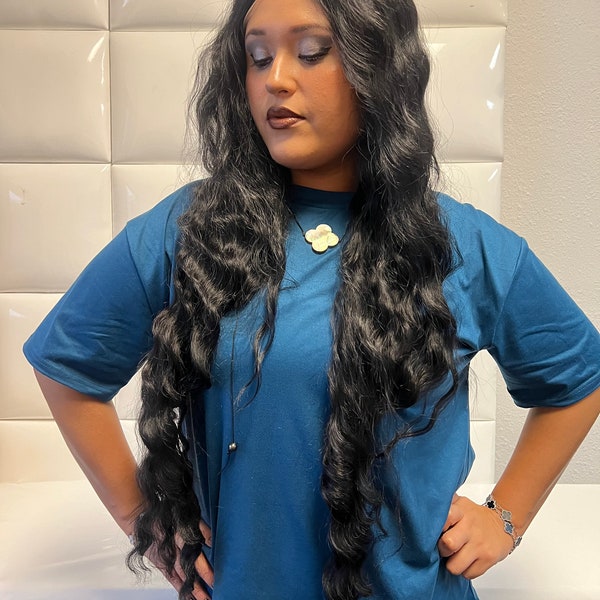 Synthetic Lace Front Wig * Black Hair Color * Extra Long Soft Wavy Hair * 36 inches length * Middle Part * Natural Texture Body Waves Dreamy