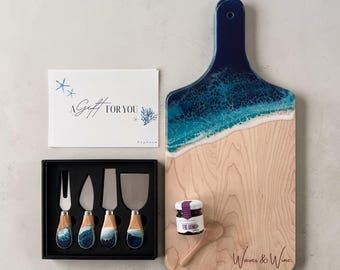 Ocean Hard Maple Resin Cutting Board, Personalized Maple Charcuterie Set, Engagement Gift Box, Modern Beach House Gift