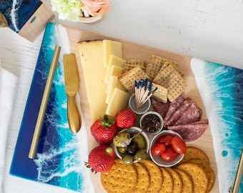Personalized Ocean Resin Tray with Handles, Wedding Gift For Couple Unique, Handmade Ocean Resin Serving Tray, Personalized Engagement Gift