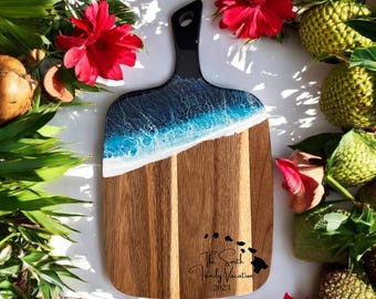 Hawaii Board, Hawaii Ocean Resin Cutting Board Epoxy Board and Tray, Coastal Charcuterie Board, Personalized Hawaii Beach Cutting Board Gift
