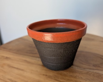 Stoneware Flower Pot
