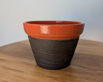 Stoneware Flower Pot