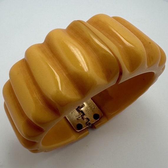 Very Rare Deeply Carved Ribbed Butterscotch Bakel… - image 1