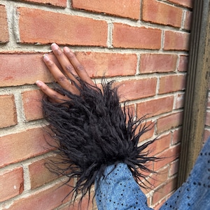 Custom Faux Fur Wrist Cuffs/Arm Warmers /Arm Cuffs/Faux fur Arm Cuffs/Removable faux fur arm cuffs/Fur for jackets/Custom arm cuffs
