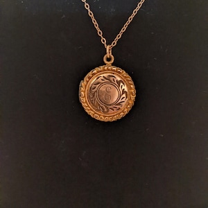 Antique Gold filled locket &quot;E&quot; and Original gold filled chain