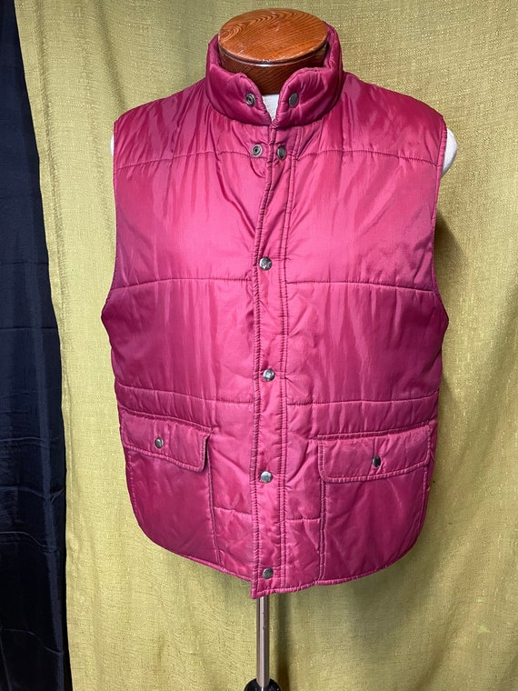 Vintage Red 1970’s Snowpeak Puffer Vest L-XL - image 1