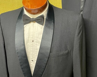 Vintage 1960’s Shawl Lapel Tuxedo After Six 44 Reg