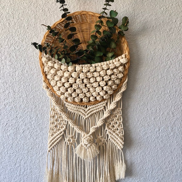 Macrame wall hanging / Macrame basket / Wicker basket / Boho wall hanging / Boho decor / Macrame decor