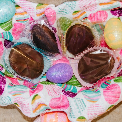 Peanut Butter Chocolate Egg **vegan, keto, sugar free options**
