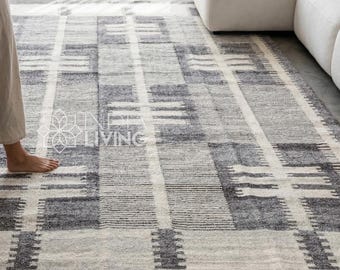 Neutral Grey Beige Geometric Wool Rug - Handwoven Modern Flat weave Custom