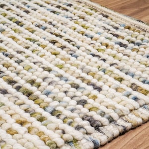 Pastel Coloured Chunky Wool Loop Rug - Personalized and Customizable - Boho Home Decor, Pet-Friendly, Funky Kids Room Rug, Nursery rug