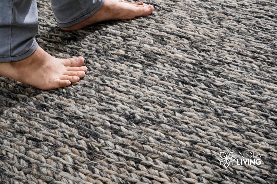Handwoven Chunky Wool Rug: Grey Cable Knit Cozy Scandinavian Decor ...