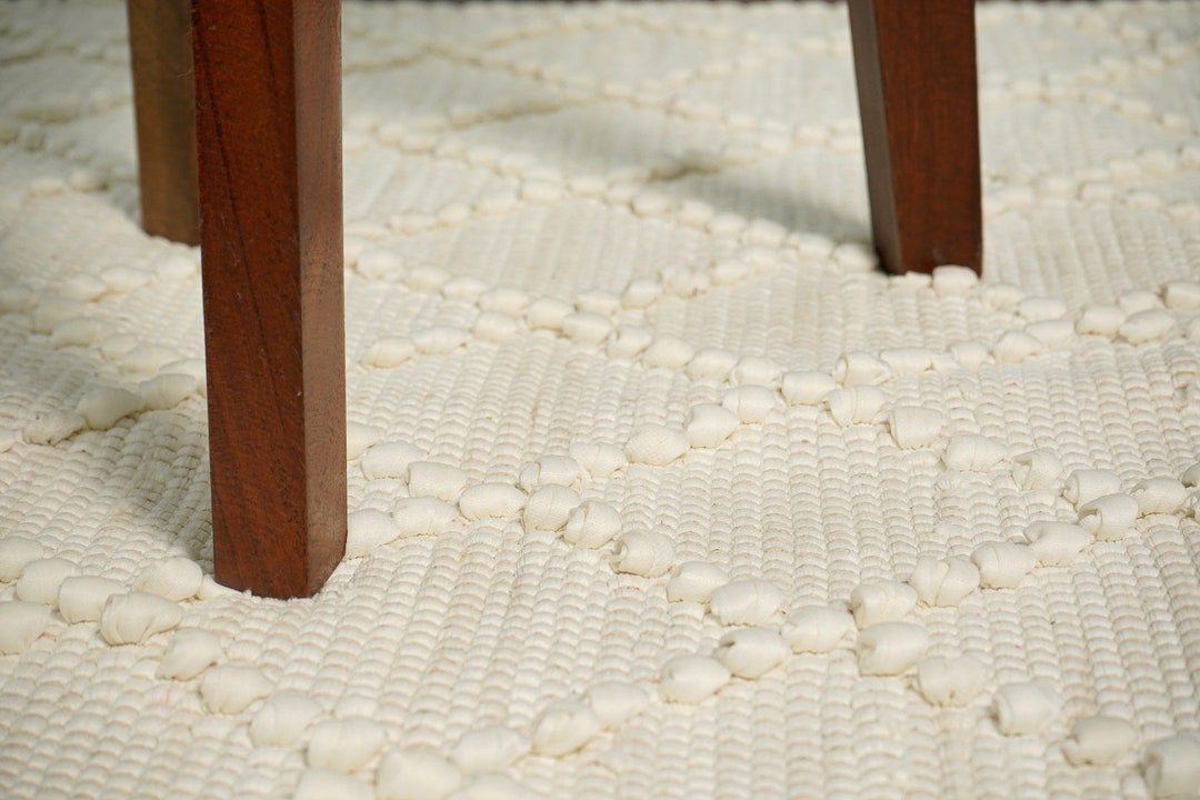 White Rag Rug Handcrafted Sustainable Home Decor Natural Loop Textured