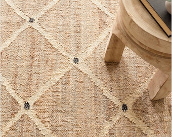 Abstrakter geometrischer Flachgewebe-Teppich aus natürlichem Jute, zeitgenössischer Boho-Dekor-Kelim-Teppich, modernes Dekor-Jute-Teppich, Individualisierung möglich